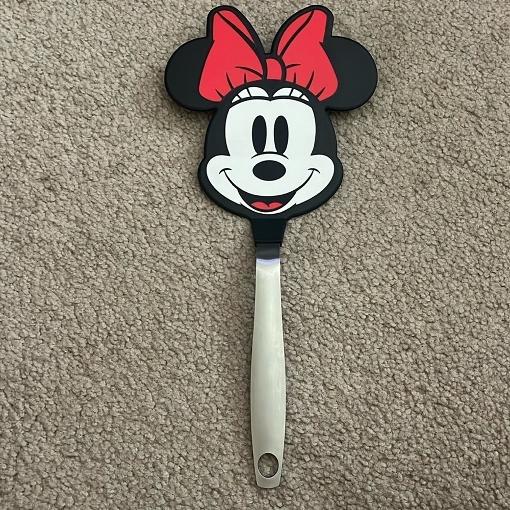 “Disney- Minnie Mouse Spatula- only at Williams Sonoma”